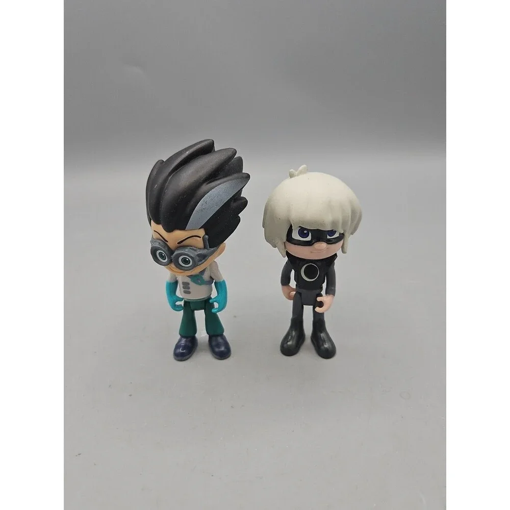 PJ Masks Villains Romeo Luna Girl posable action figure 3” just play Lot 2